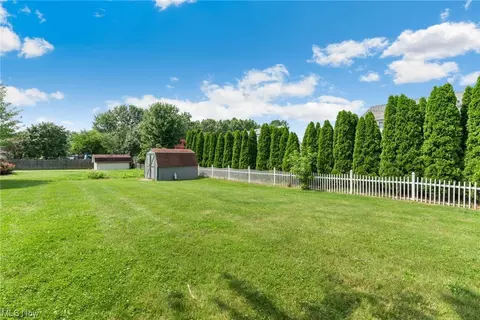 38908 E River Rd, Elyria, OH 44035 photo 30