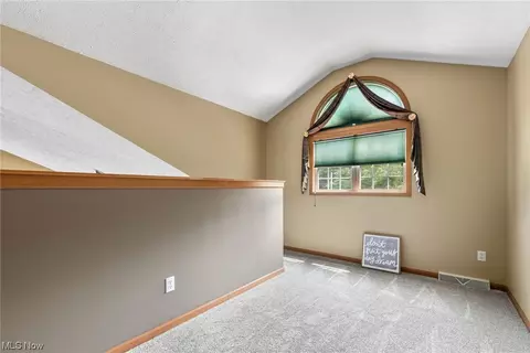 38908 E River Rd, Elyria, OH 44035 photo 22