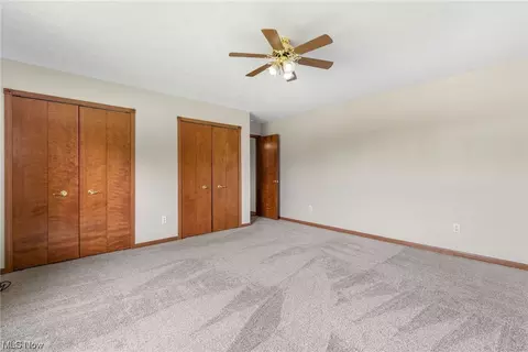 38908 E River Rd, Elyria, OH 44035 photo 17