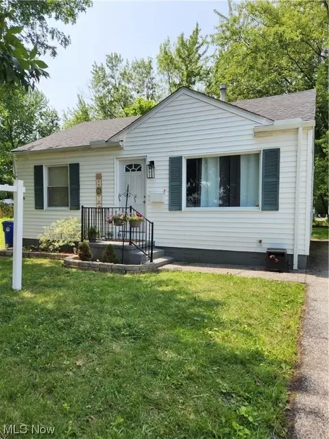 4412 E 146th St, Cleveland, OH 44128