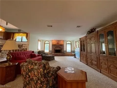 126 Lloyd Rd, Euclid, OH 44132 photo 18