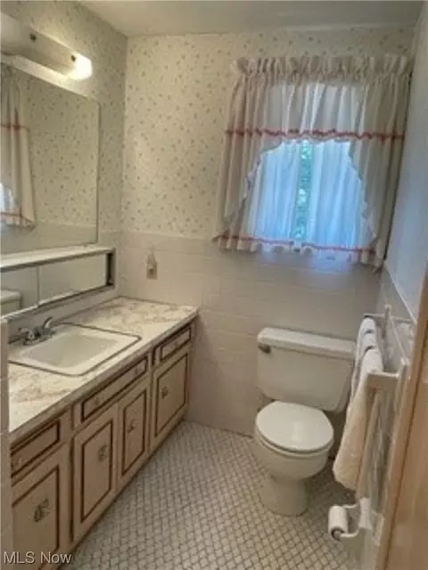 126 Lloyd Rd, Euclid, OH 44132 photo 14