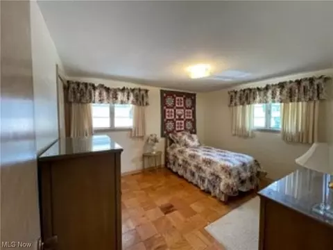126 Lloyd Rd, Euclid, OH 44132 photo 11