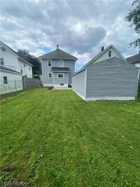 500 4th St, Struthers, OH 44471 photo 24