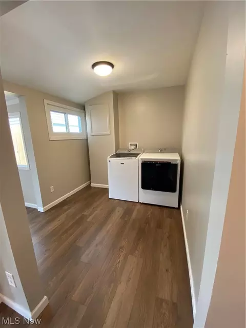 1403 Dewitt Dr, Akron, OH 44313 photo 9