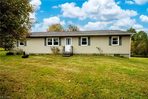 15126 Friendsville Rd, Burbank, OH 44214