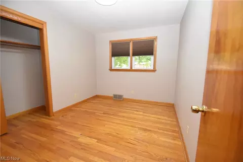 465 Edison Ave, Struthers, OH 44471 photo 12