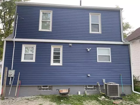 320 Winckles St, Elyria, OH 44035 photo 14