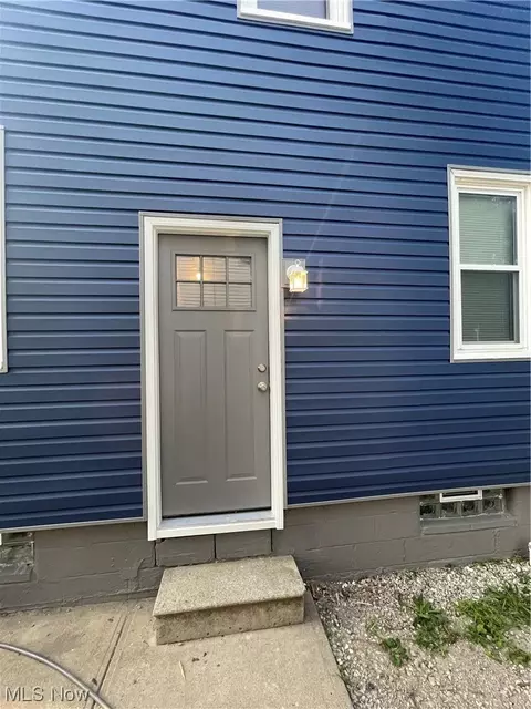 320 Winckles St, Elyria, OH 44035 photo 13