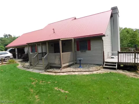 72658 Mt Pleasant Pike, Martins Ferry, OH 43935