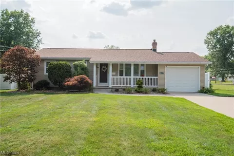 1620 Yolanda Dr, Youngstown, OH 44511