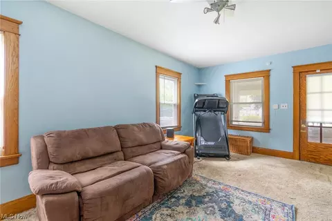 63 Wilson St, Struthers, OH 44471 photo 12