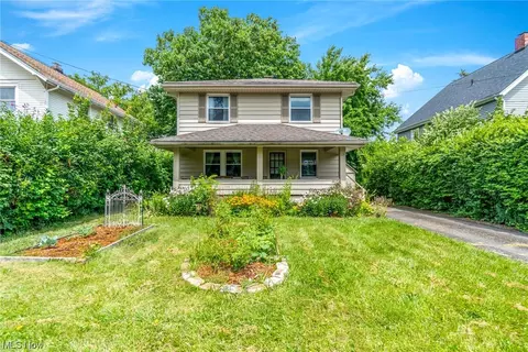 63 Wilson St, Struthers, OH 44471 photo 1