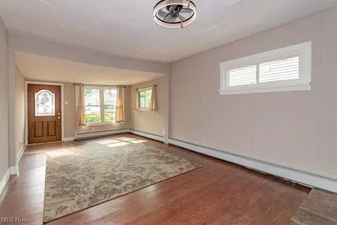925 Windermere Dr, Willoughby, OH 44094 photo 2