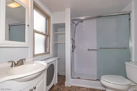 925 Windermere Dr, Willoughby, OH 44094 photo 5