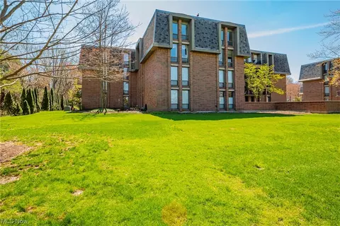 2365 Covington Rd #123, Akron, OH 44313