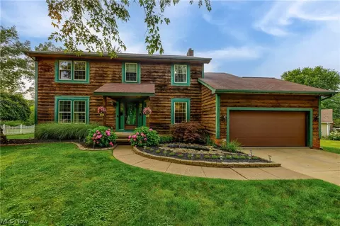 7670 King Memorial Rd, Mentor, OH 44060