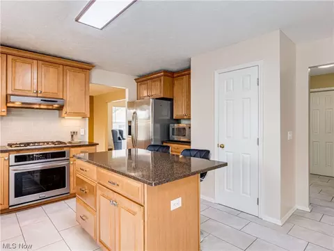533 Brookstone Ct, Copley, OH 44321 photo 6