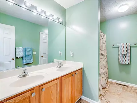 533 Brookstone Ct, Copley, OH 44321 photo 26