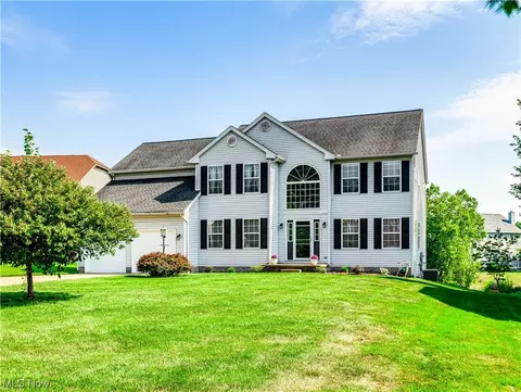 533 Brookstone Ct, Copley, OH 44321