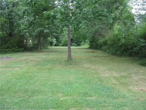1906 Grafton Rd, Elyria, OH 44035 photo 24