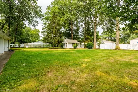 248 Boston Ave, Elyria, OH 44035 photo 17