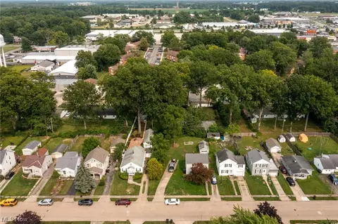 248 Boston Ave, Elyria, OH 44035 photo 6