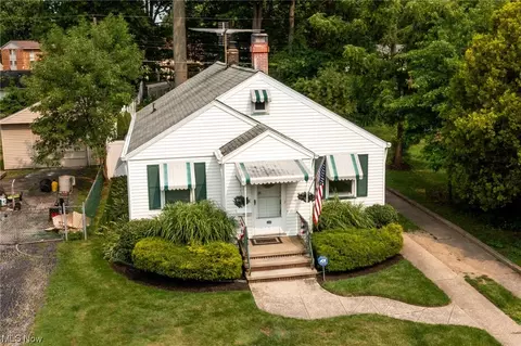248 Boston Ave, Elyria, OH 44035 photo 4