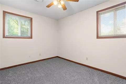 531 Delaware Ave, Elyria, OH 44035 photo 17