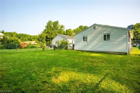 531 Delaware Ave, Elyria, OH 44035 photo 26
