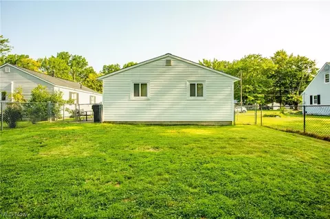 531 Delaware Ave, Elyria, OH 44035 photo 25