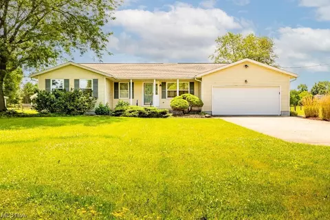 42193 Webster Rd, Lagrange, OH 44050 photo 1