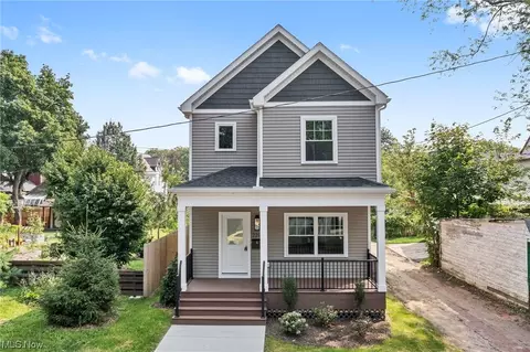 2217 W 36th St, Cleveland, OH 44113