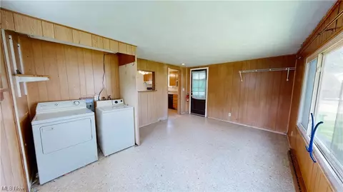 1703 E 298th St, Wickliffe, OH 44092 photo 17