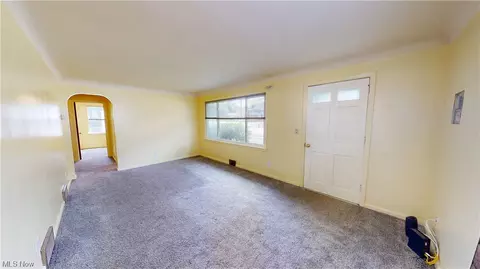1703 E 298th St, Wickliffe, OH 44092 photo 3
