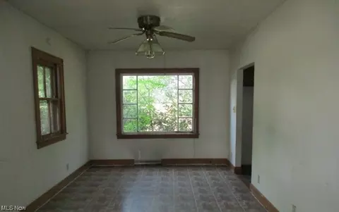 11050 Beloit Snodes Rd, Beloit, OH 44609 photo 4