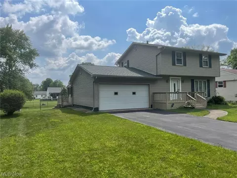 3669 Boston Ave SE, Warren, OH 44484