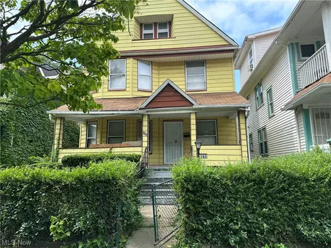 780 E 100th St, Cleveland, OH 44108