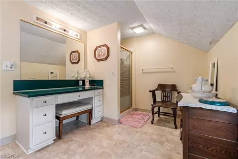 8271 Kent Ave NE, Canton, OH 44721 photo 16