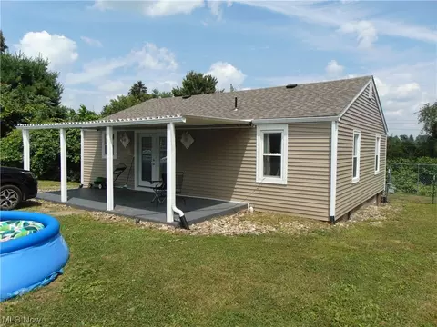 1743 Montana Ave, East Liverpool, OH 43920