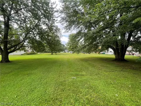 Kathleen Drive, Jefferson, OH 44047