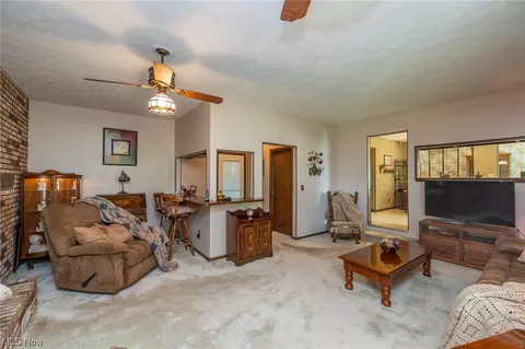 4631 Case Rd, Avon, OH 44011 photo 7