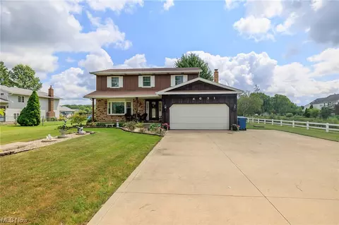 4631 Case Rd, Avon, OH 44011 photo 2