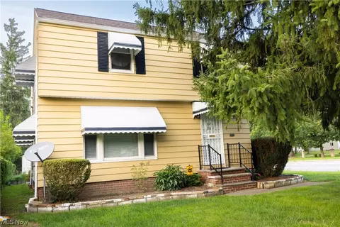 20715 Harvard Ave, Warrensville Heights, OH 44122
