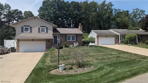 915 Bellarbor Ave NW, Canton, OH 44708