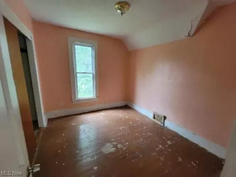 150 Bath St, Elyria, OH 44035 photo 6