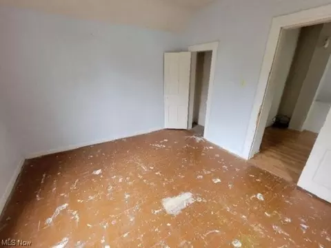 150 Bath St, Elyria, OH 44035 photo 5