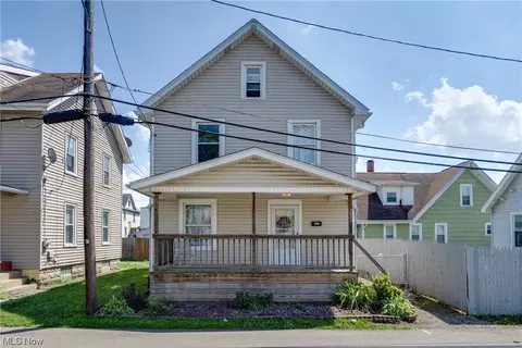3022 Glenn Pl NW, Canton, OH 44708 photo 1