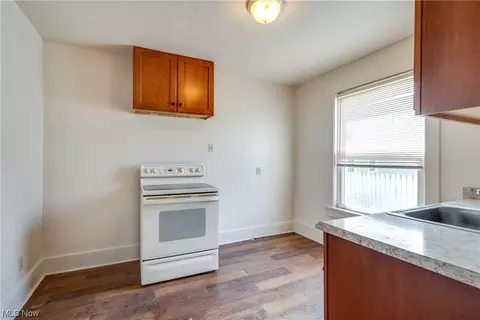 3022 Glenn Pl NW, Canton, OH 44708 photo 10