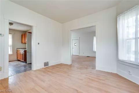 3022 Glenn Pl NW, Canton, OH 44708 photo 9